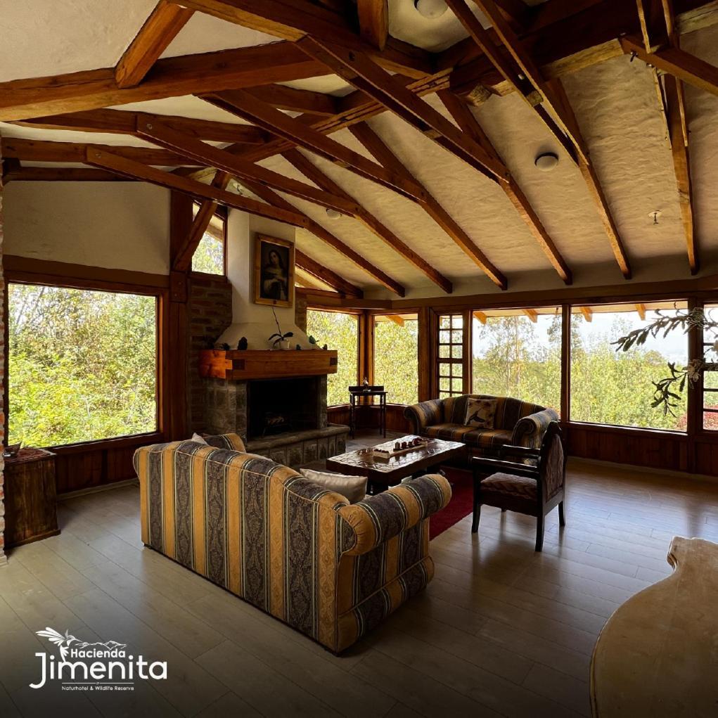 Hacienda Jimenita Wildlife Reserve Puembo Buitenkant foto